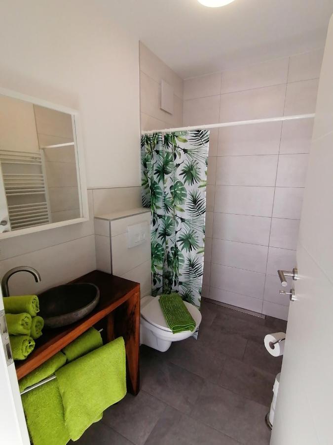Appartement Zum Hofgassl Haus Isi à Mörbisch am See Extérieur photo