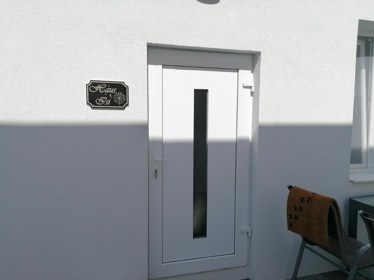 Appartement Zum Hofgassl Haus Isi à Mörbisch am See Extérieur photo