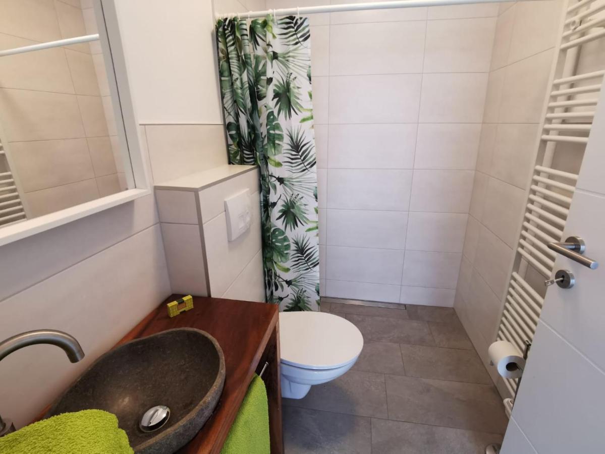 Appartement Zum Hofgassl Haus Isi à Mörbisch am See Extérieur photo